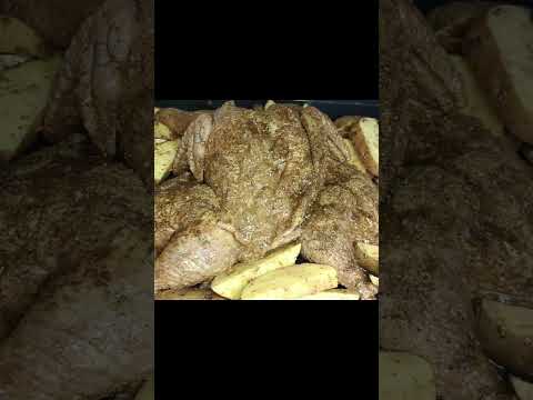 Домашняя курица в духовке рецепт самого простого и вкусного маринада.Получается мягкое и сочное мясо