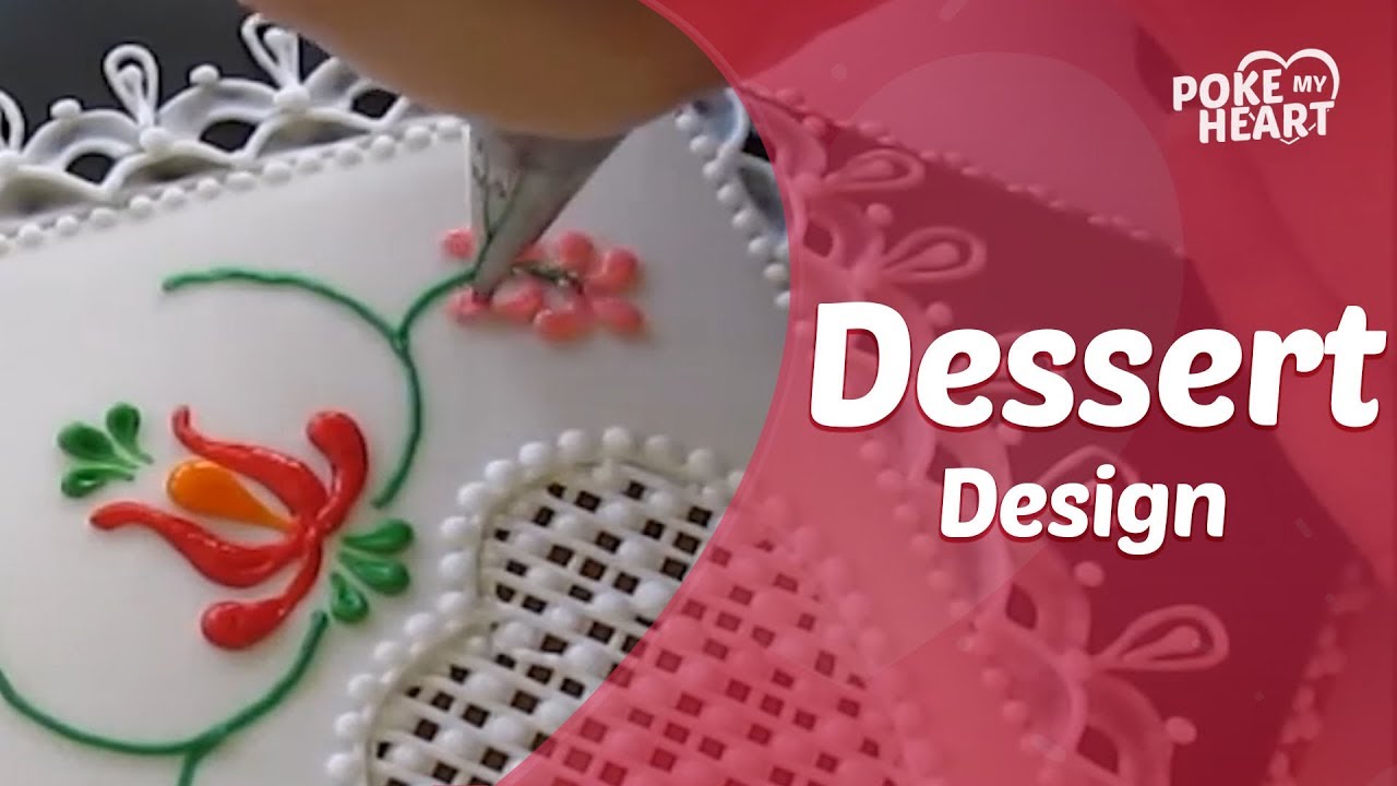 hungary news Baker Decorates Traditional Hungarian Gingerbread Cookie