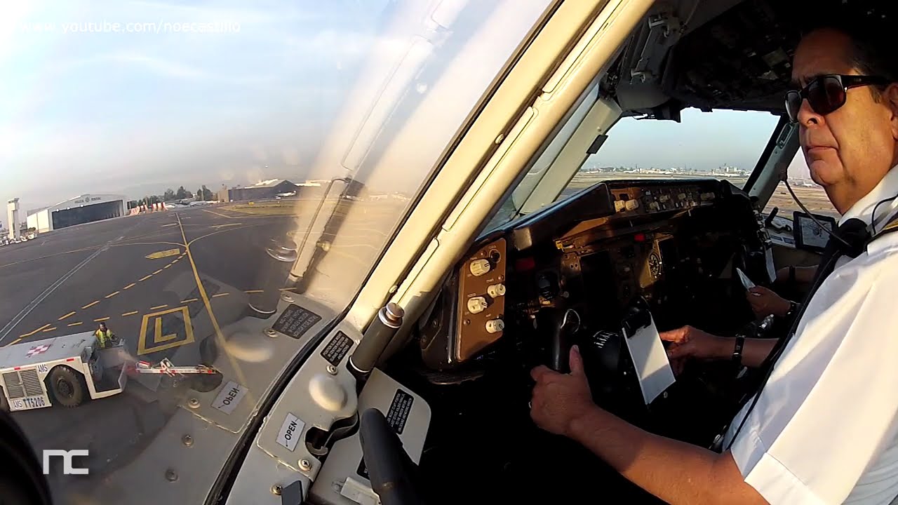 Despegando de Ciudad de México AeroMexico Boeing 767-200