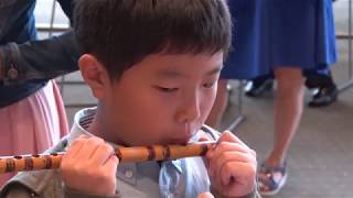 INSTRUMENT ZOO--National Philharmonic sponsors instrumental petting zoo