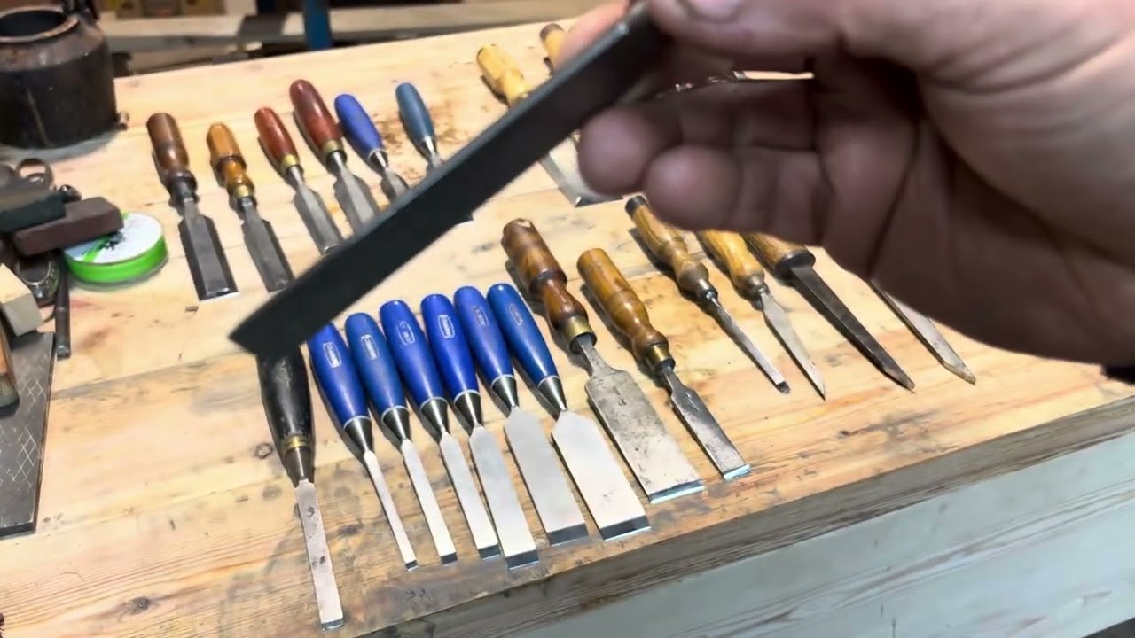 Стамески с фаской, долбёжные и врезные.