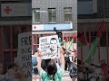 Manifestantes piden la liberación del doctor Abu Safiya