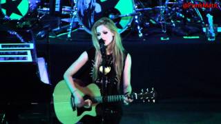 Avril Lavigne - Nobody&#39;s Home - Live São Paulo Brasil 28-07-2011 HD by @PunkMatic