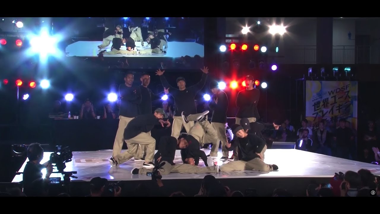 THE FLOORRIORZ　SHOWCASE！　WDSF世界ユースブレイキン選手権