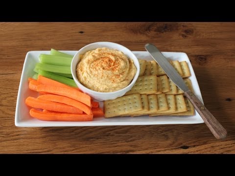 Kentucky Beer Cheese - Spicy Cheddar & Beer Spread - Super Bowl Recipes