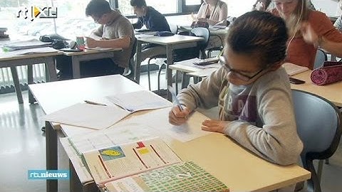Blijven zitten of nog twee weken naar school? - RTL NIEUWS