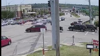 WATCH: A stolen Dodge fleeing police causes a 4-car pile up.