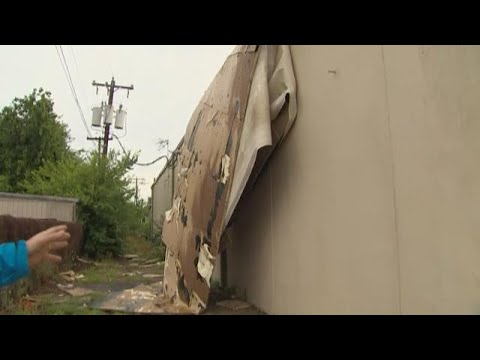 jfa-tv DFW weather: Strong wind blows roof off in Fort Worth