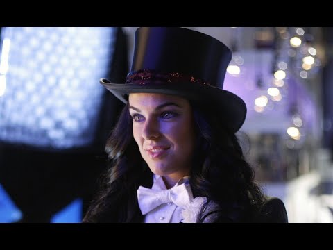 Zatanna - All Scenes Powers | Smallville