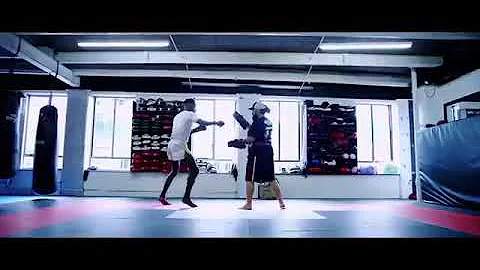 Israel Adesanya - top 10 knockouts