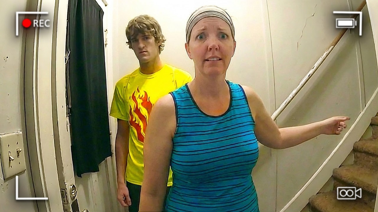 Mother Calls 911 After Her Son Starves to Death