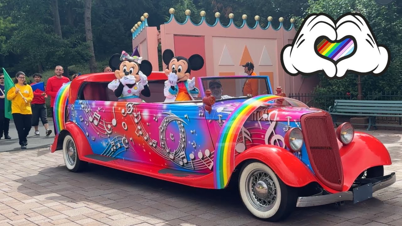 🌈Disneyland Paris PRIDE Full Parade June 2025 🏳️‍🌈