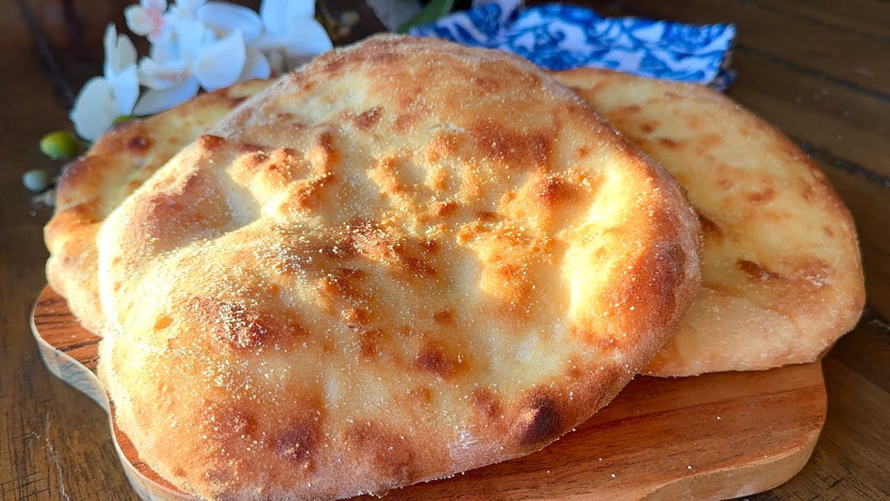 لو عندكم دقيق وملح، لازم تجربوا الوصفة دي! اسهل واطعم خبز ممكن تعملوه في البيت!!