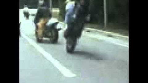 4 Idiots from www metacafe com Archos