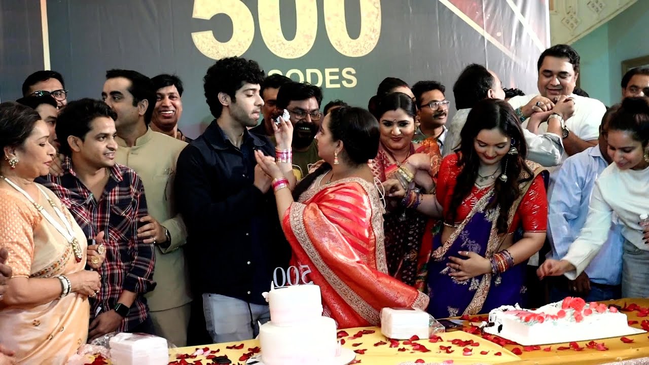 Mann Atisundar 500 Episode Completing Cake Cutting Celebration | Tanishq Seth, Manan Joshi