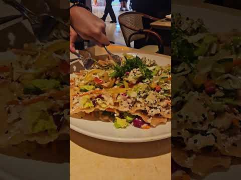 yummy salad#asmr #satisfaying #vegetables #trending #viralshort #ytshorts #salad #youtubeshorts