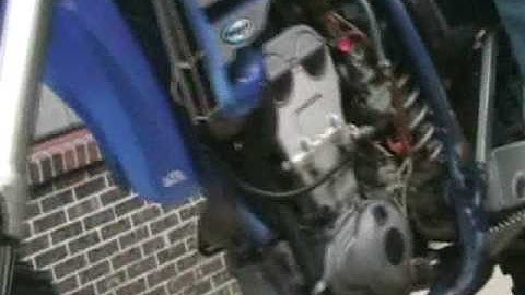 Starting my 2002 yz250f with an auto decompression cam