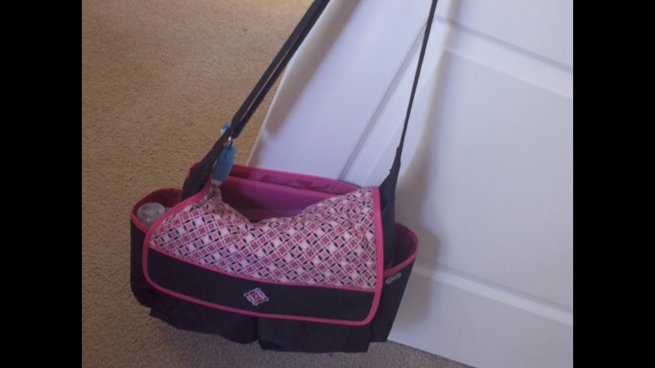 What's in my reborn diaper bag? *REQUESTED A TON* YouTube