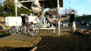ＢＩＫＥＴＲＩＡＬ　ＦＵＪＩＡＬＬＯＹ　ＳＨＵＮＳＵＫＥ　１