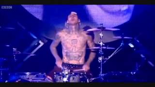 Blink 182-Stay Together For The Kids lyrics y Subtitulos LIVE 2010