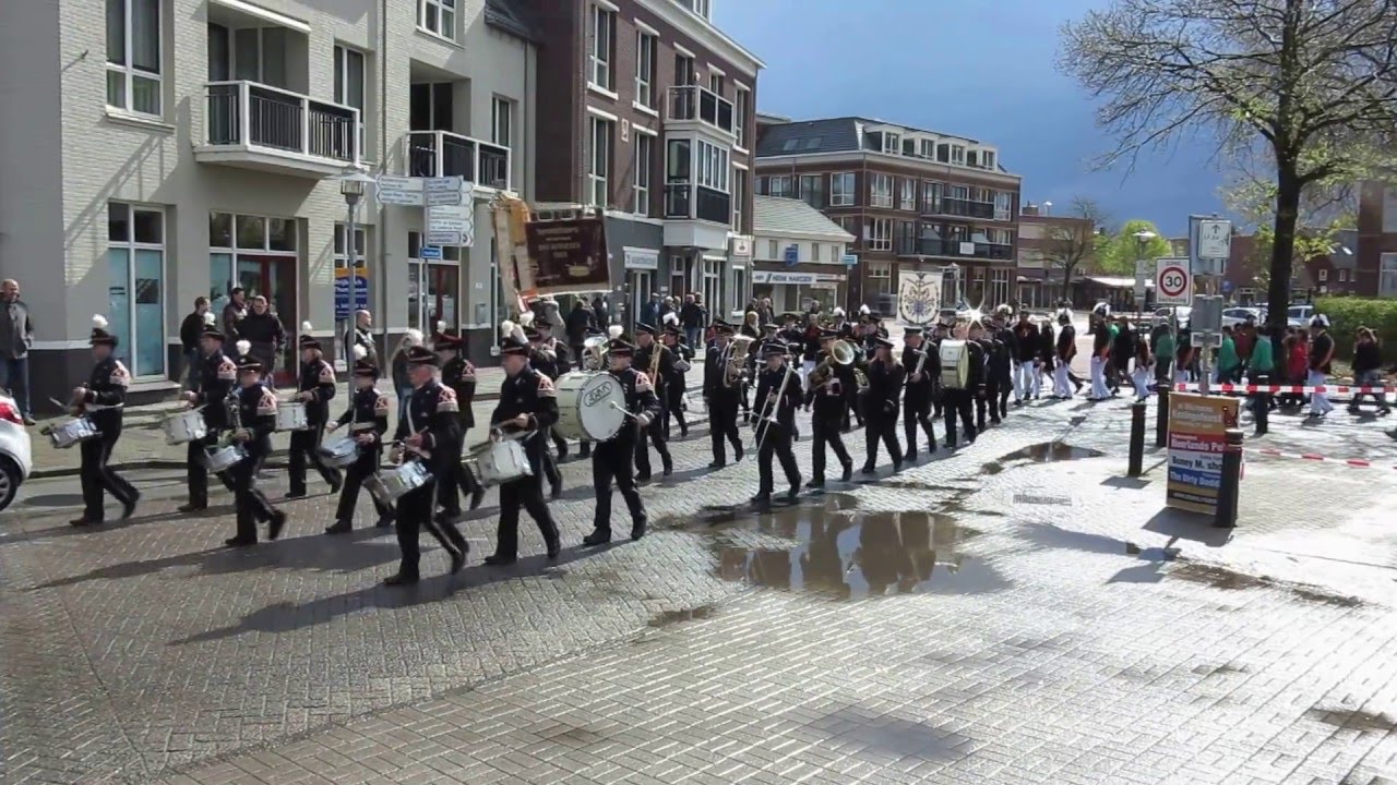 25 April 2016 Koningsdag Millingen aan de Rijn - Film 3