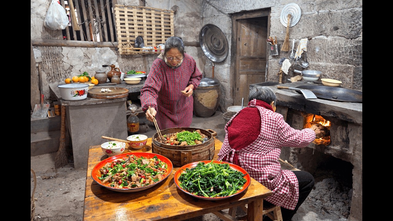 Примитивная деревенская кухня: ароматная баранина, приготовленная на пару, и традиционный деревенски