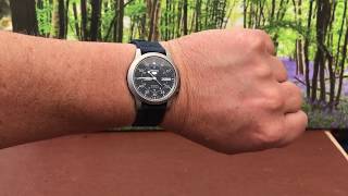 Seiko SNK807 Automatic Watch Review (snk803, snk805, snk809]