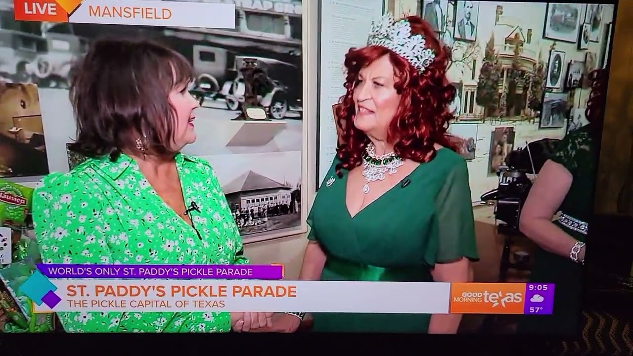 2024 World's Only St Paddy's Pickle Parade & Palooza Watch 'em try Kendra's Kreations Pickles