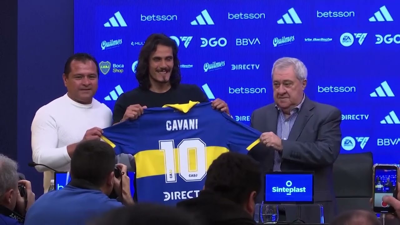 Boca Juniors present new signing Cavani to ecstatic fans｜CABJ｜Argentina｜Uruguay｜La Bombonera Stadium