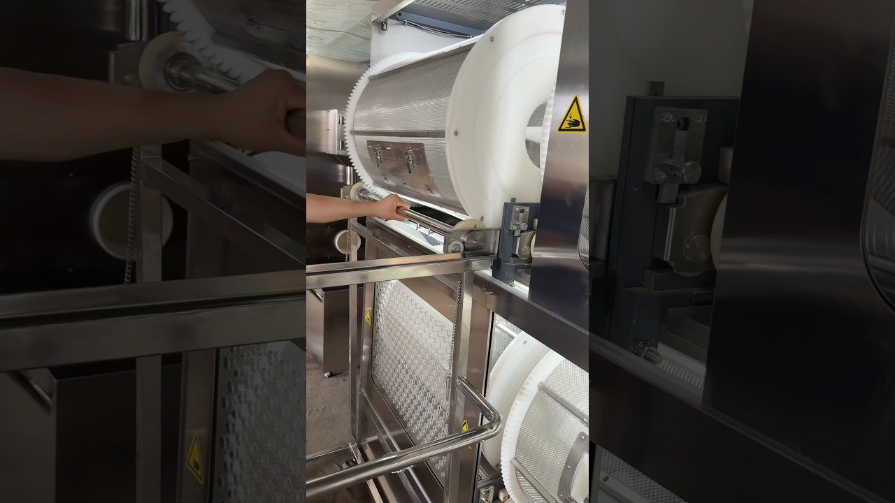 Double deck tumbler dryer for softgel drying, 1 person simply pull out basket,easy move for cleaning