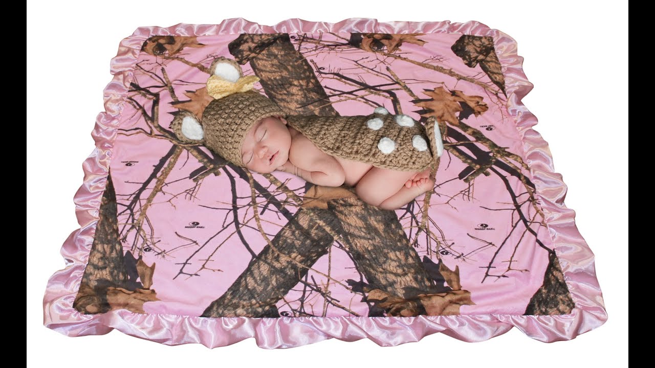 Mossy Oak Pink Camo Baby Blanket Carsten's Newborn Baby Gift at www.CamoChique.com or Amazon