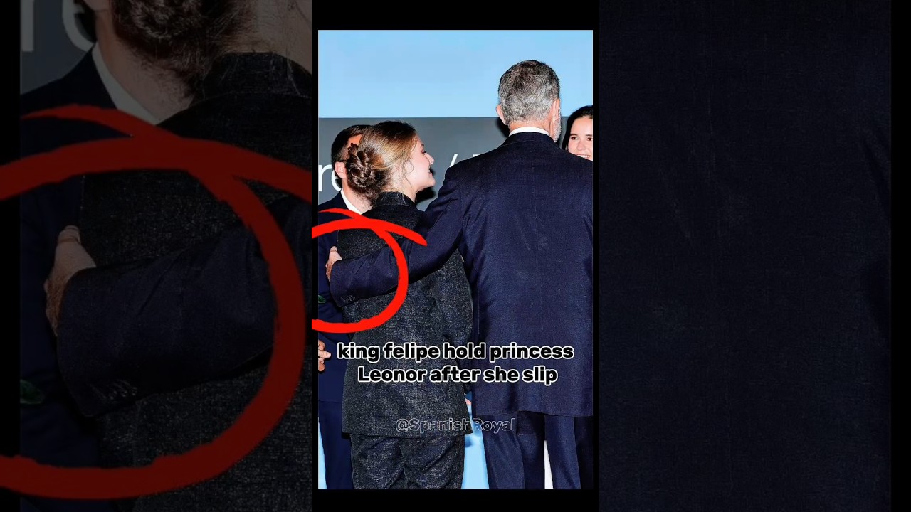 King felipe hold princess leonor