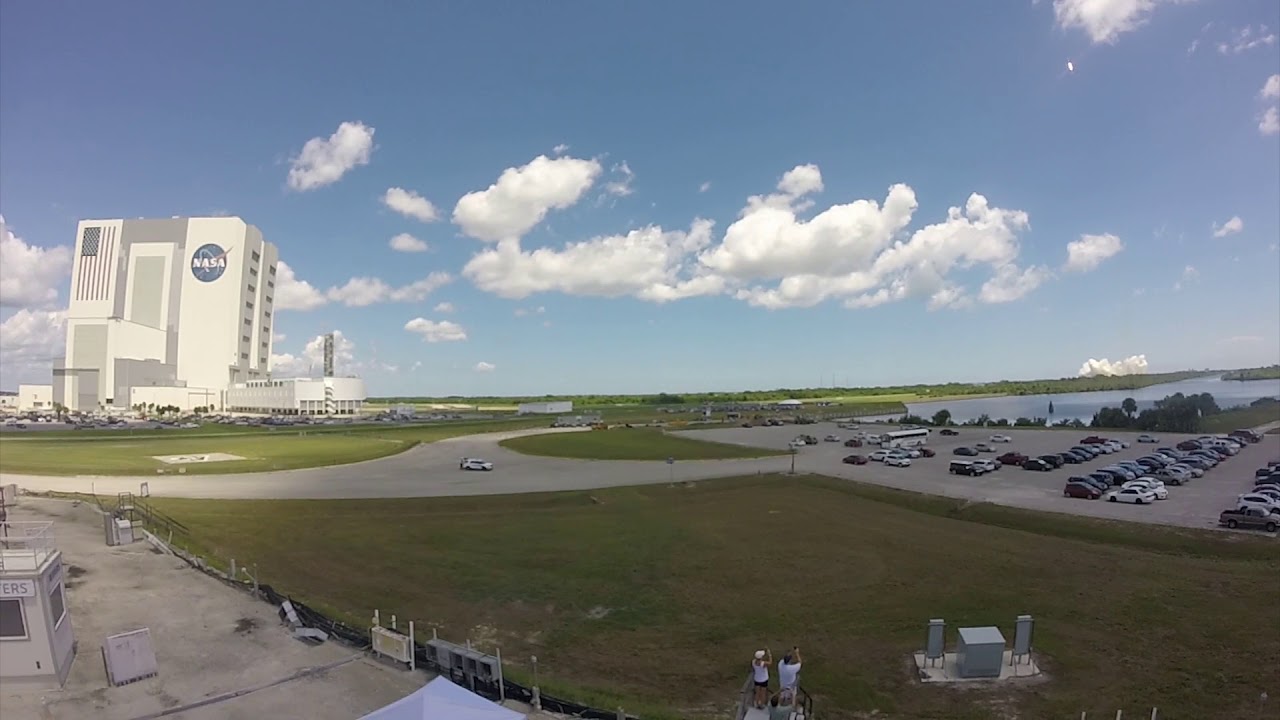 SpaceX CRS-12 Falcon 9 Rocket Launch, Landing with Sonic Boom