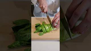 Japanese knife vs romaine lettuce #shorts #knife