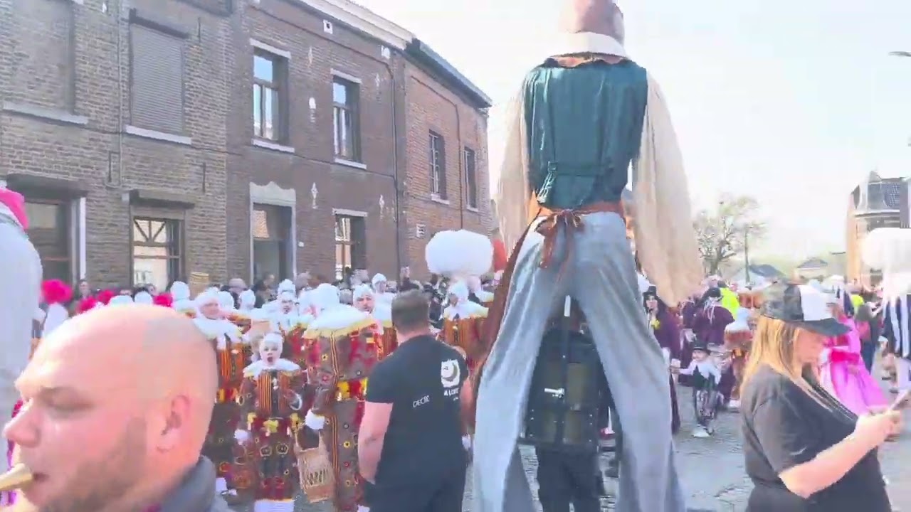 CARNAVAL D’HAINE-SAINT-PIERRE 2025 - RONDEAU - PAS DE CHARGE