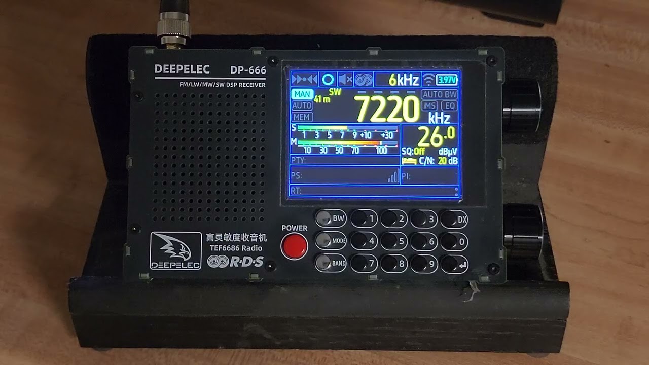 Radio Romania International French on Deepelec DP-666 receiver on telescopic antenna