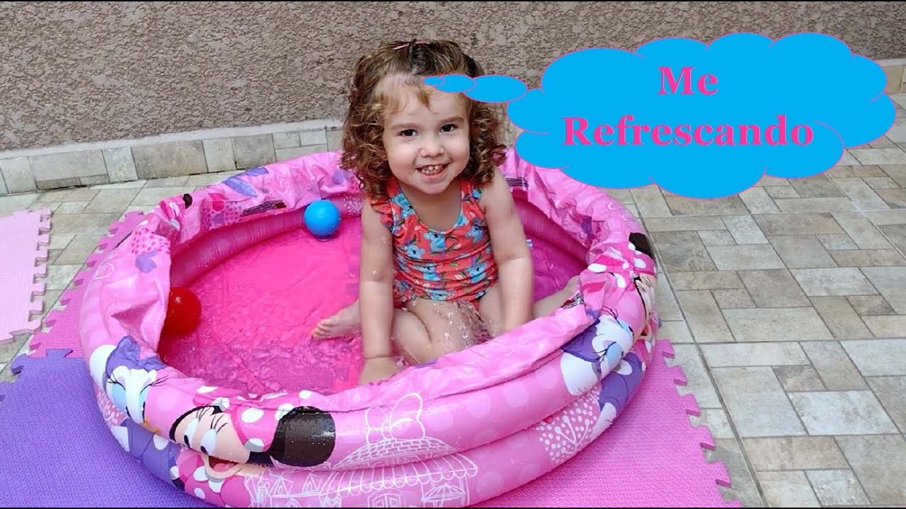 Passando a Tarde na Piscina