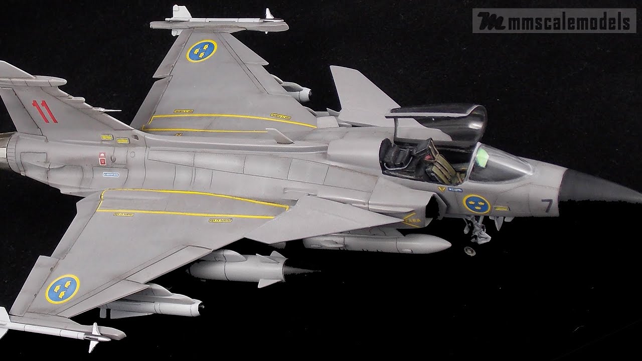 building-the-saab-jas-39-gripen-1-72-italeri-plastic-scale-model