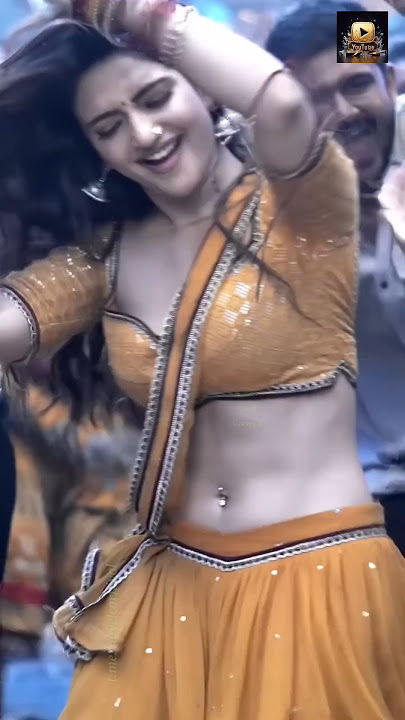 Rani Mukherjee And Bovi dewal Behtareen Dence Gujarati Music / #ranimukherjee #shortsfeed #hindisong