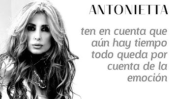 Antonietta Como un Día Domingo (Lyric Oficial)