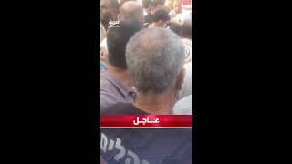 إخراج طفلة حية من تحت الأنقاض في غزة