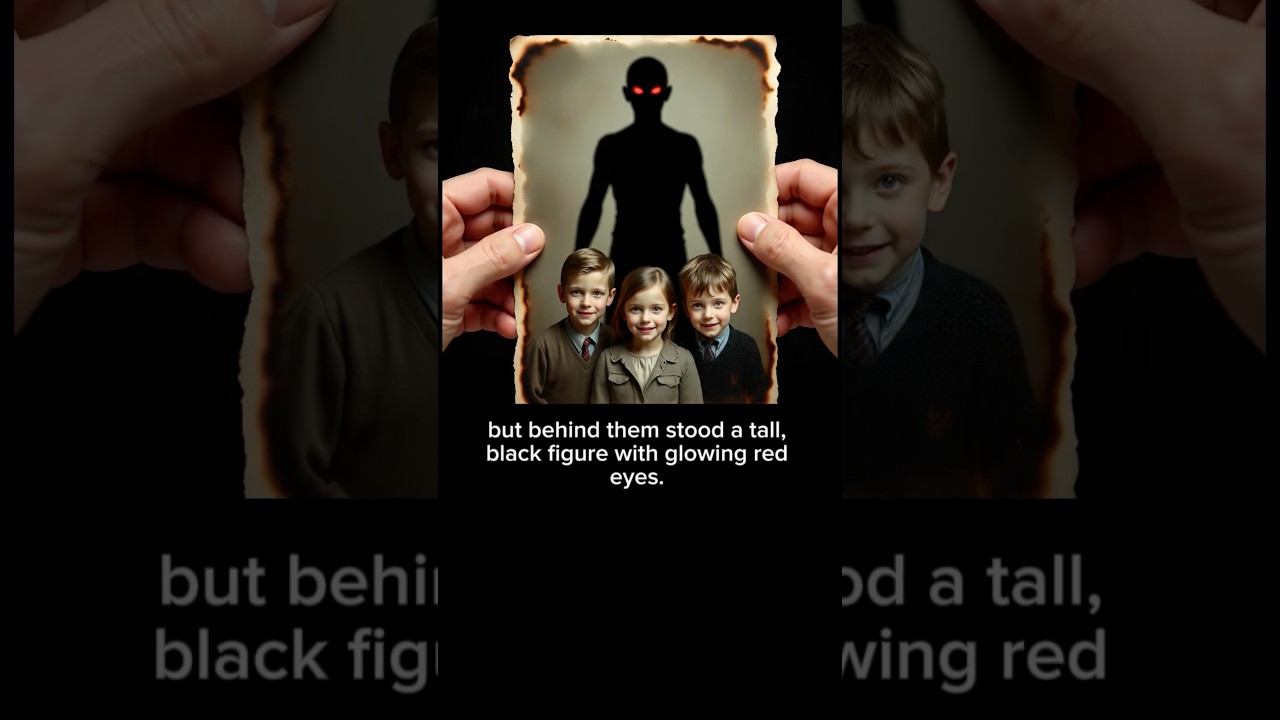 The Old Photograph 🖼️ | Disturbing Horror Short 