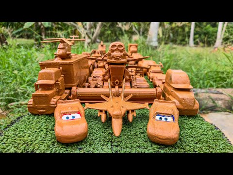 Muddy toy car convoys falls into the water & Clean up Disney Pixar car
