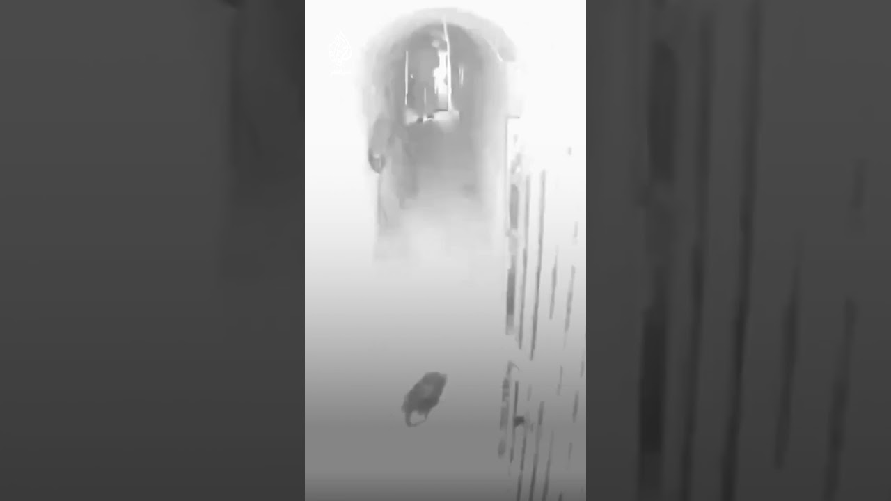 جيش الاحتلال ينشر مقطعًا مصورًا يزعم أنه لـ يحيى الــســنــوار