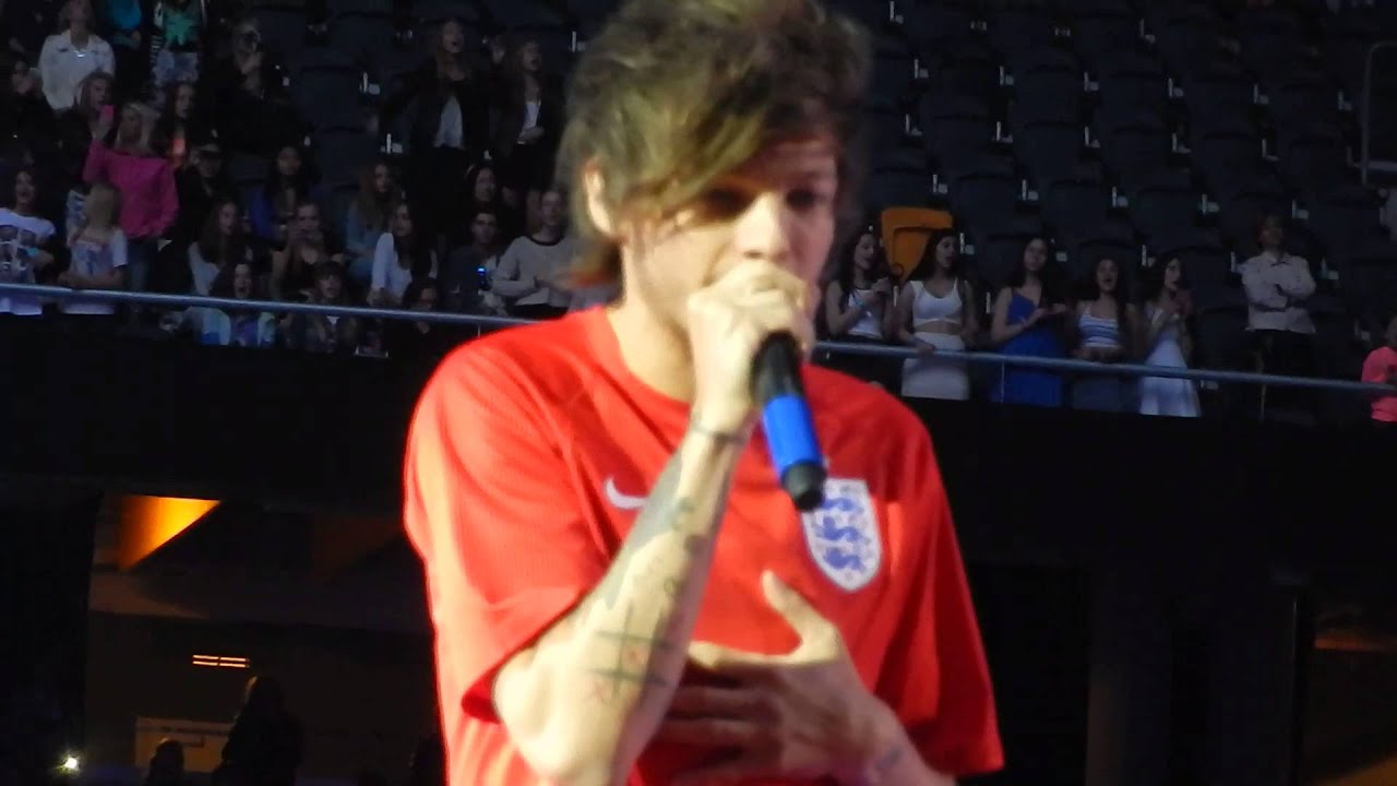 One Direction - Story of My Life WWAT Stockholm 14.6.2014