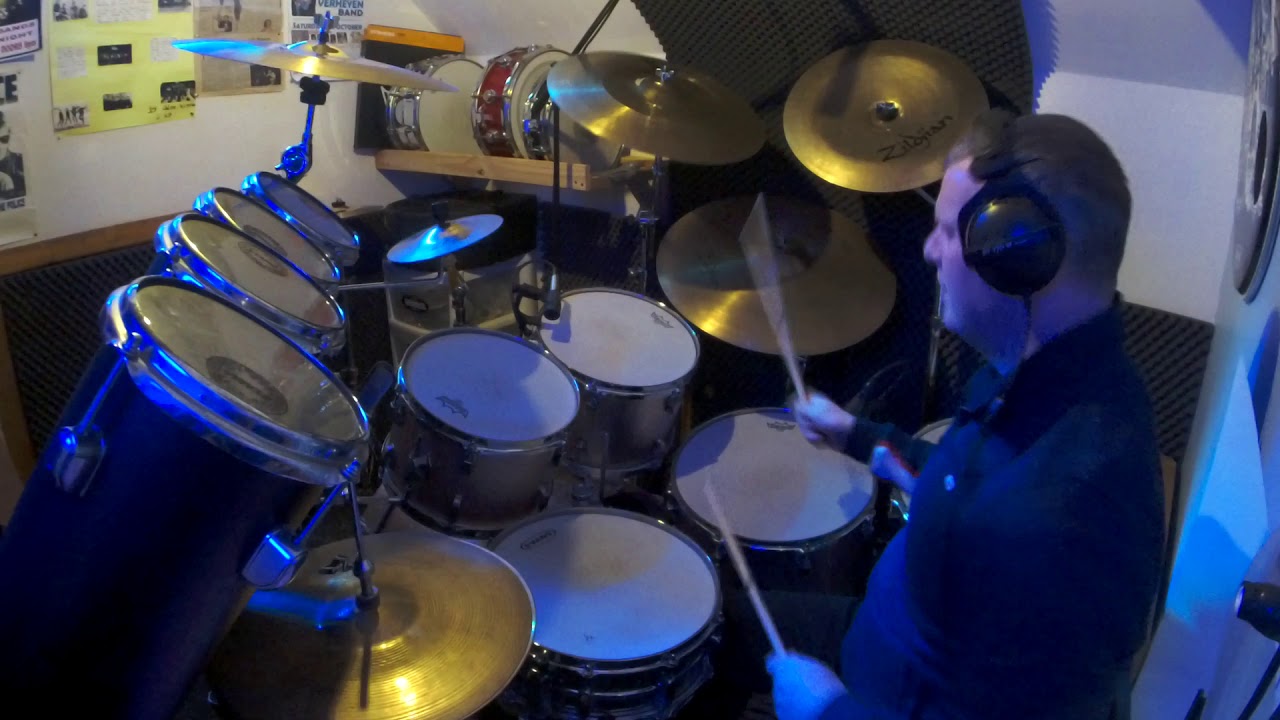 Tama octobans The Police