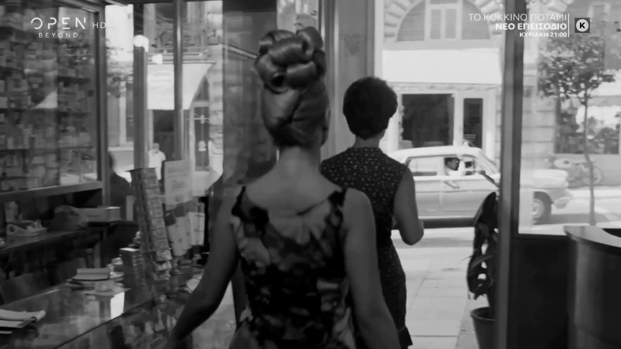 Η Αλίκη κομπάρσος σε δικιά της ταινία σε σκηνή που δεν πρόσεξε κανείς!