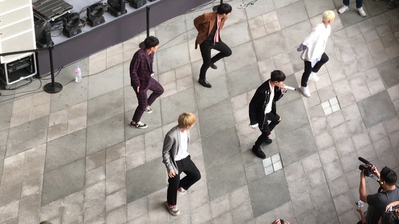 171021 DDP SFW 하이라이트 어쩔 수 없지 뭐 (Can Be Better) ment celebrate Seoulfashionweek part2