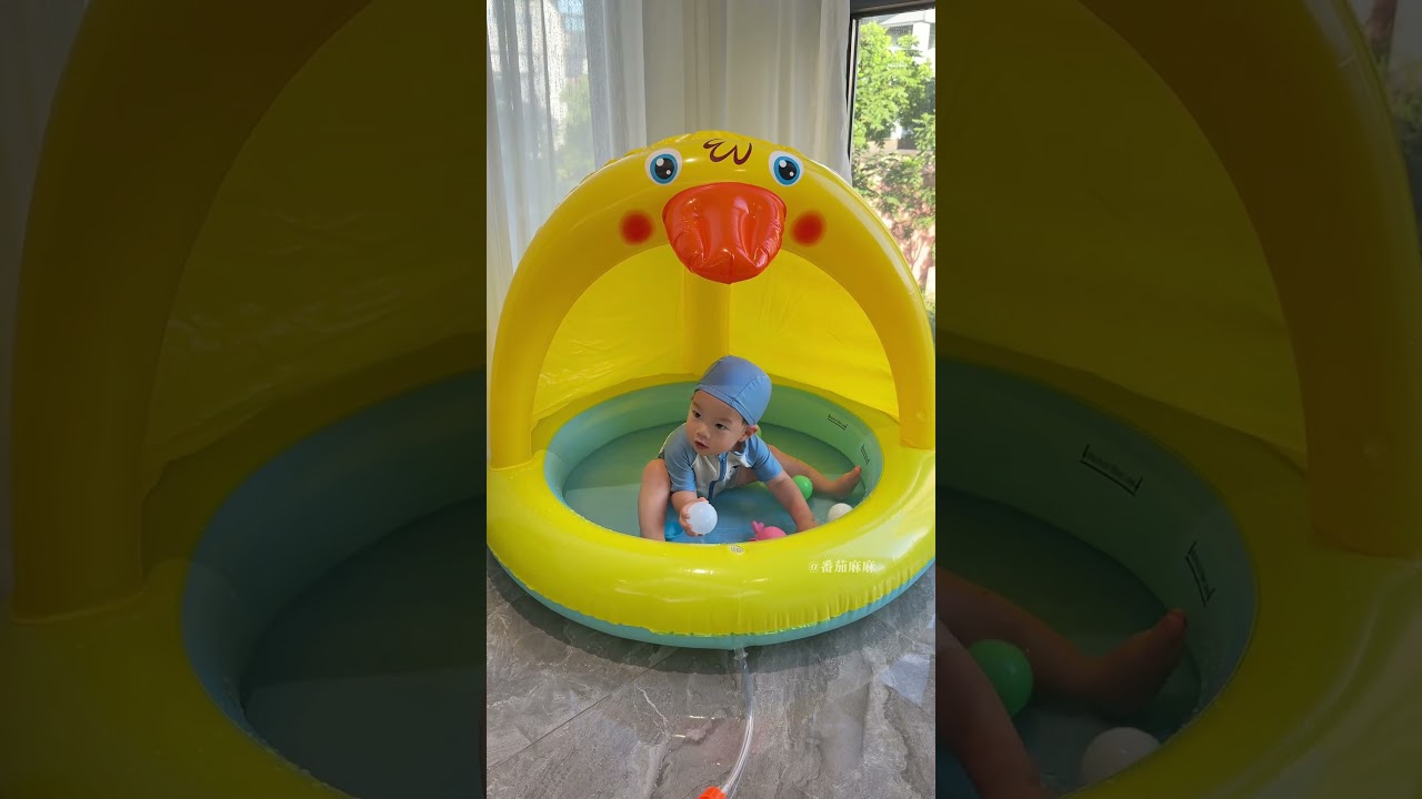 No baby can refuse the joy of playing with water 