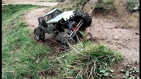 Axial Wraith with all metal SCX10 axles
